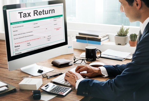 income-tax-return-deduction-refund-concept